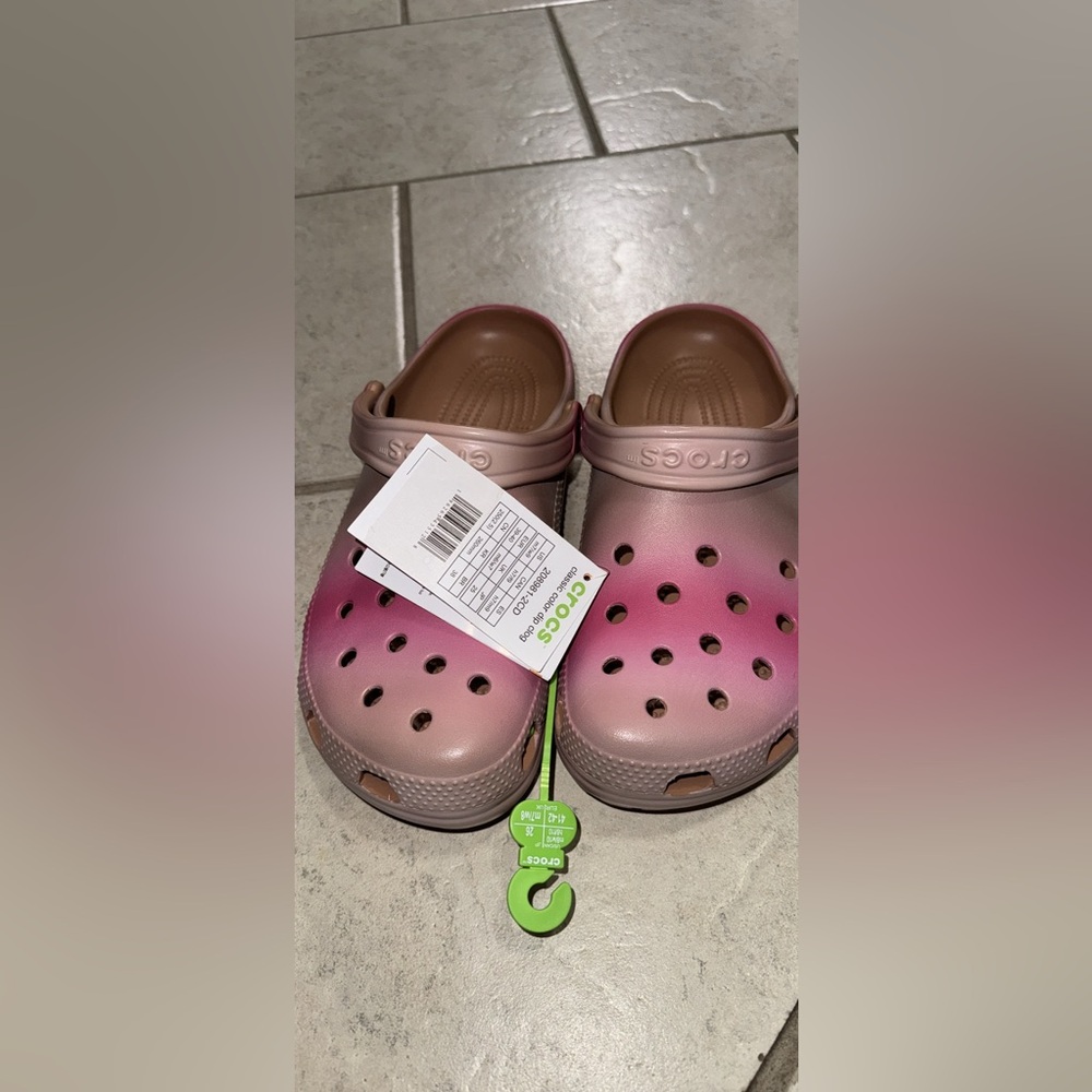 Women’s crocs size 9